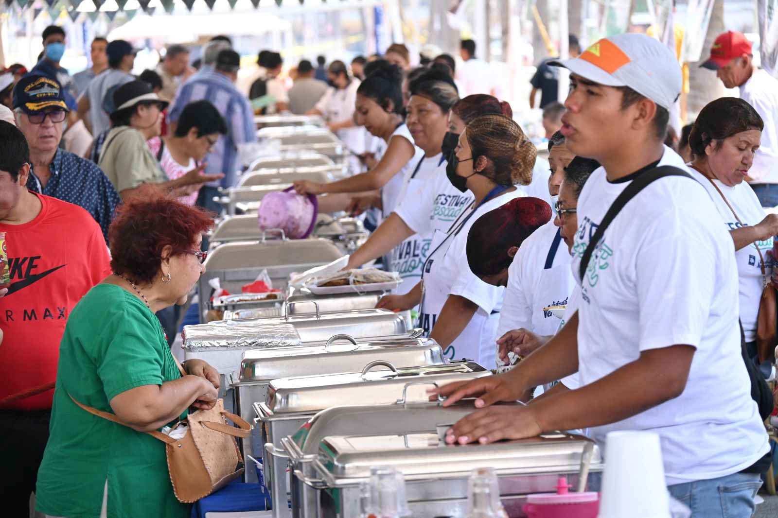 Urbis Todo Un Xito El Segundo Festival Gastron Mico Del Pescador