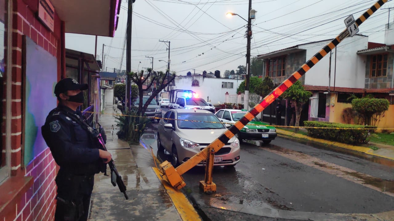 Urbis | Movilización policiaca en fraccionamiento Lucas Martín, Xalapa,  detienen a dos